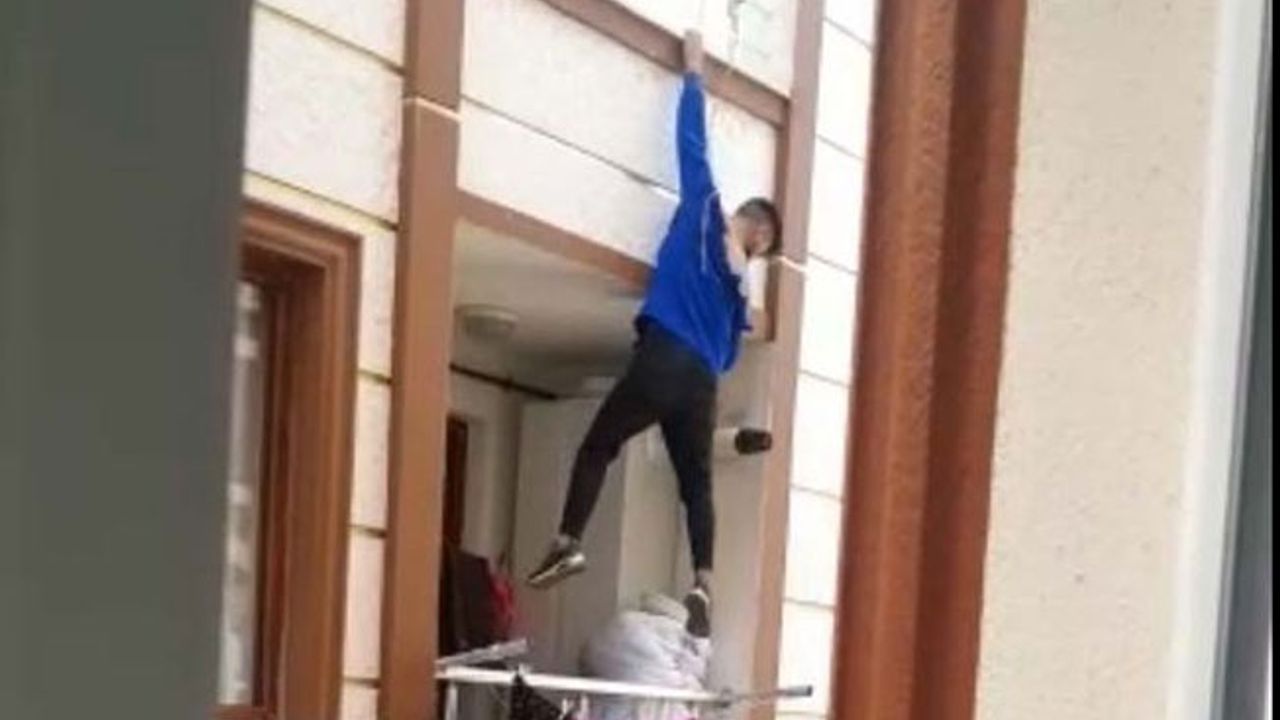 Başakşehir'de Suriyeli kadının evine giren, balkondan balkona atlayan Afgan gündemde