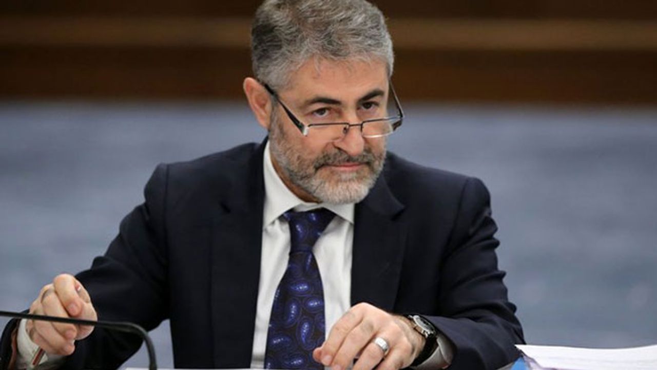 Borsadaki satışlardan sonra Nureddin Nebati, piyasa uzmanlarıyla görüşecek