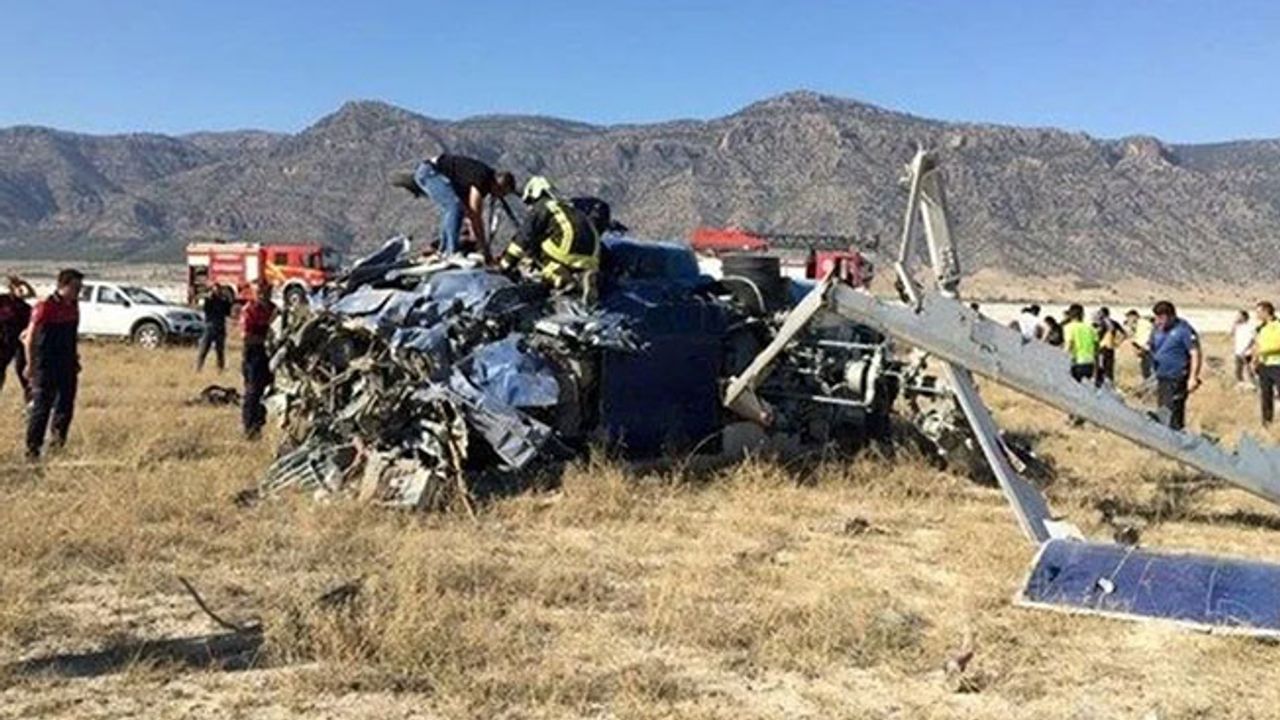 Kastamonu'dan Marmaris'e yangın söndürmeye giden helikopter düştü!