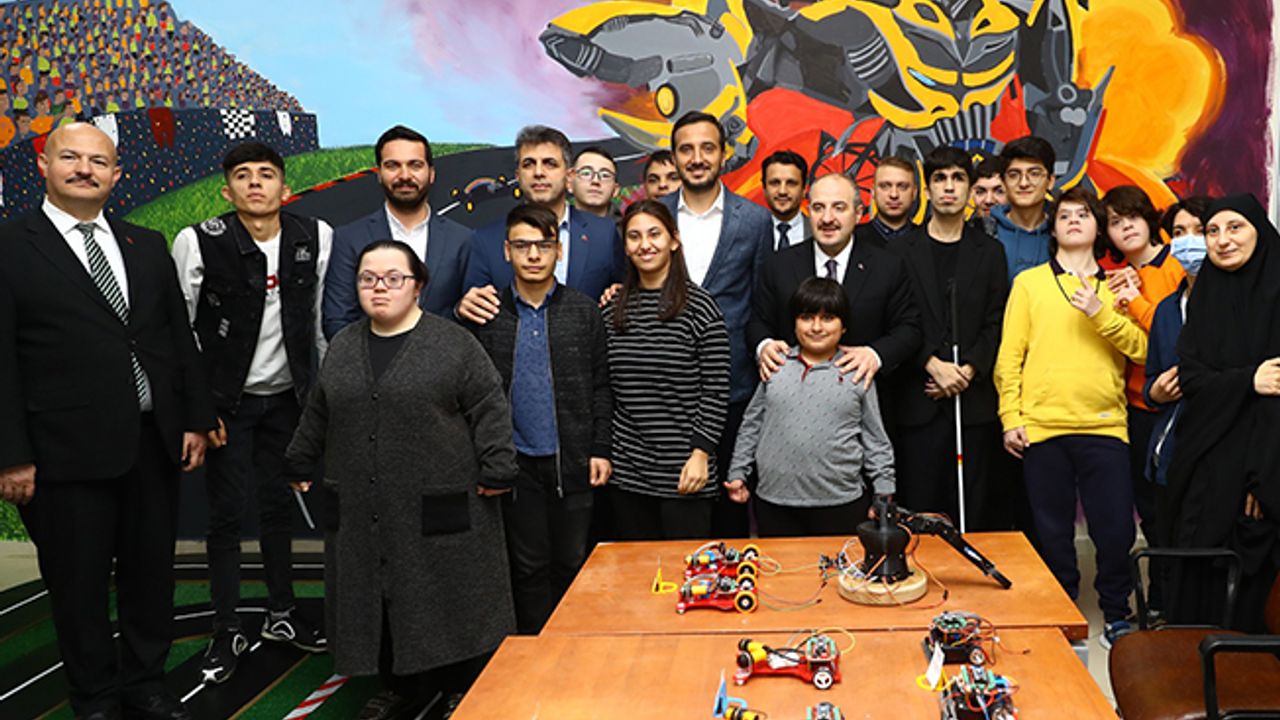 Bakan Varank'ın katılımıyla “Bilim Projesi” Bağcılar'da tanıtıldı