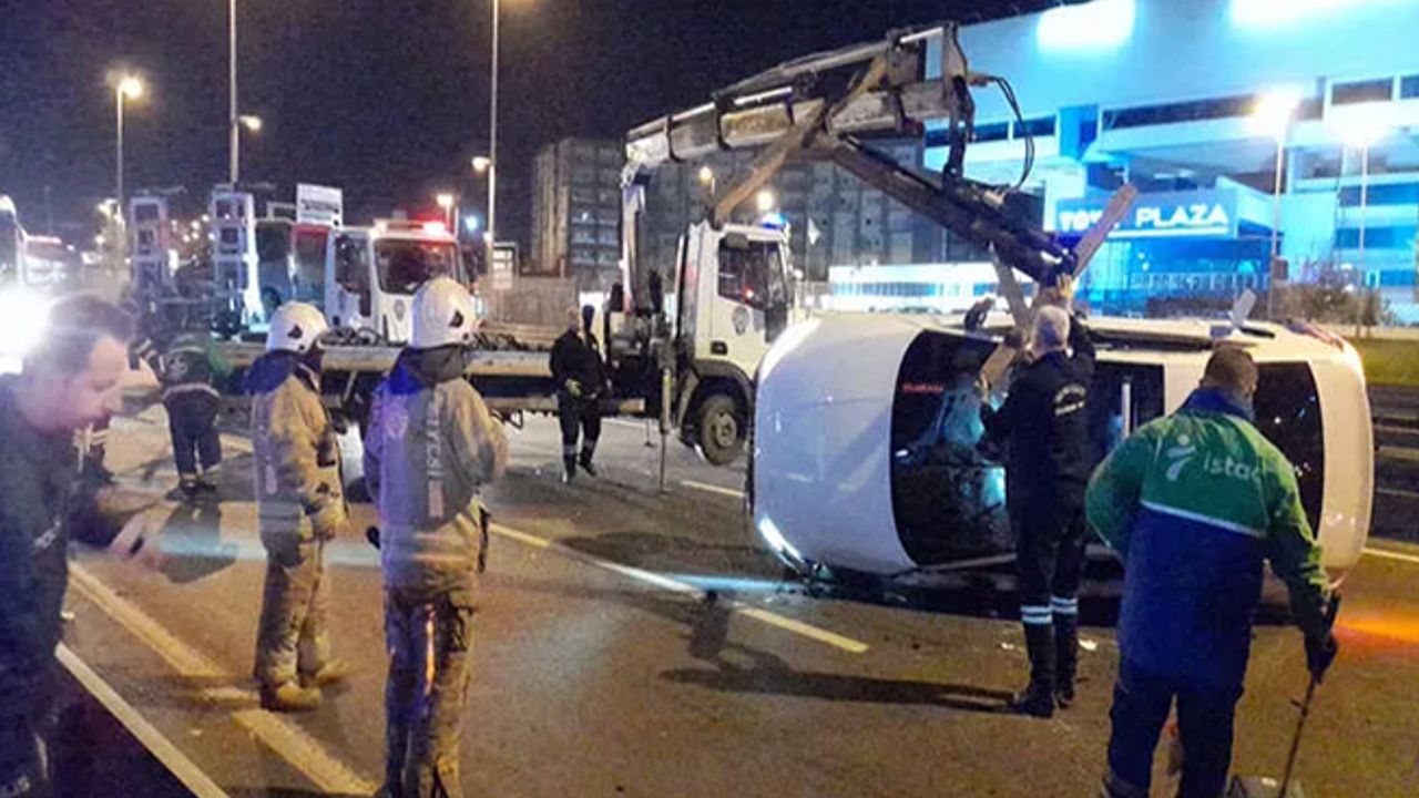 Zeytinburnu D-100'de kaza: 2 yaralı