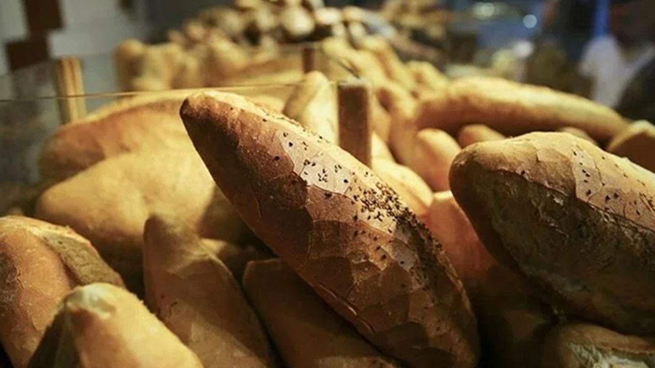 Daha zamlı asgari ücret alınmadan İstanbul'da ekmeğe zam geliyor