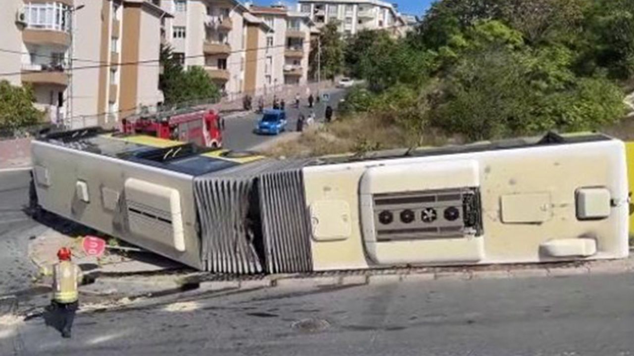Başakşehir Güvercintepe'de İETT otobüsü devrildi