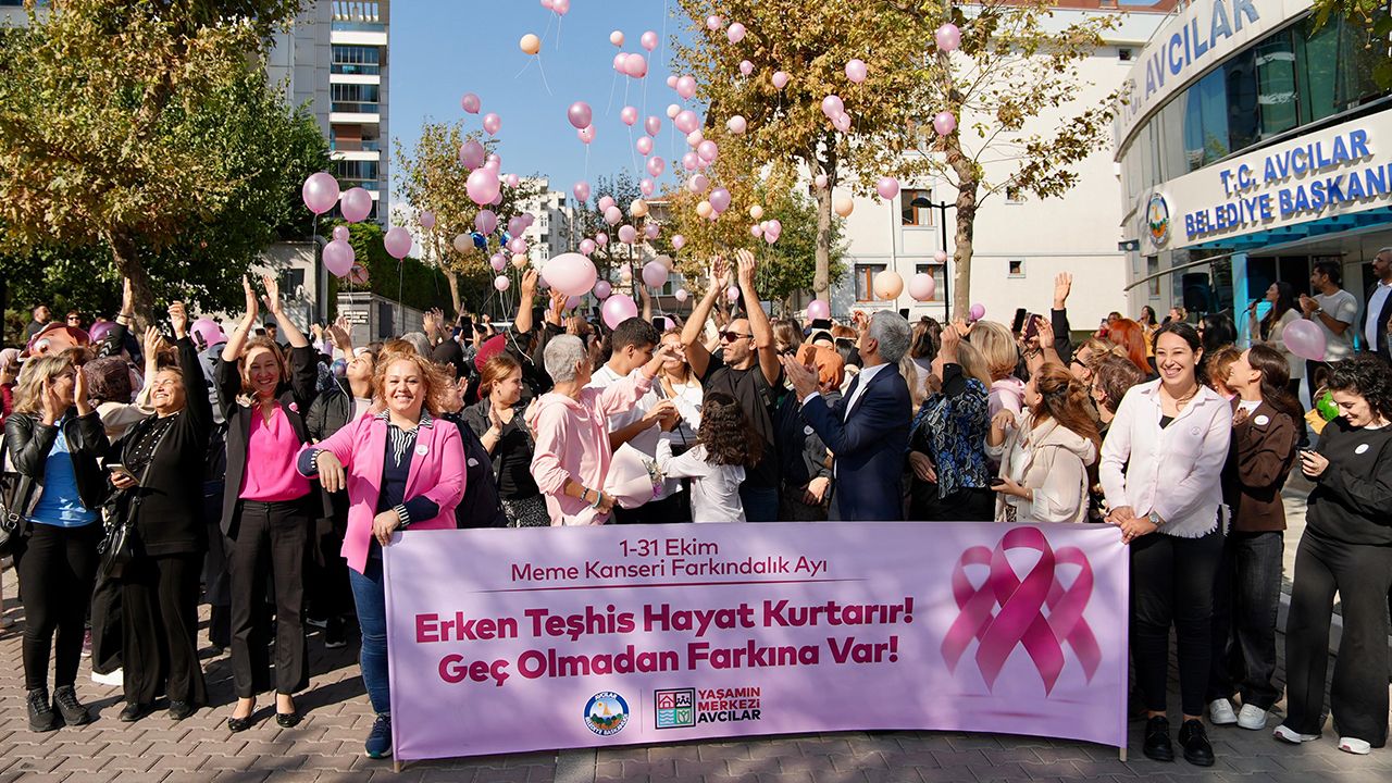 Balonlar Burcu Hanım için yükseldi