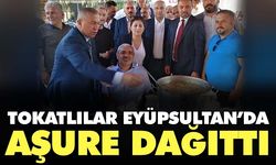 Tokatlılar Eyüpsultan’da aşure dağıttı