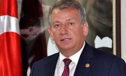 Eski CHP Trabzon Milletvekili Haluk Pekşen 61 yaşında öldü