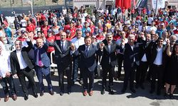 Maltepe'de "Toplu İş Sözleşmesi"nde halaylı kutlama