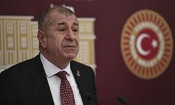 Zafer Partisi'nden yeni pankart: Türk polisinin çalışma şartlarına vurgu
