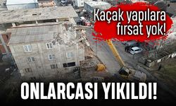 Büyükçekmece'de büyük operasyon: Onlarca kaçak yapı yıkıldı