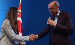 Cumhurbaşkanı Erdoğan Ahıska Türkleri'ne TC kimlik kartlarını dağıttı