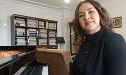 Azerbaycanlı sanatçının Türkiye Yüzüncü Yıl Marşı beğeni rekoru kırdı