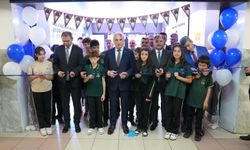 Ümraniye Belediye Başkanı İsmet Yıldırım, Okullarda 11 Yeni Kütüphane Açtı