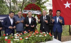 Mehmet Moğultay'ı Anma Töreni Zincirlikuyu Mezarlığı'nda Gerçekleşti