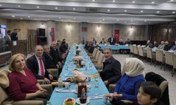 Iğdır'da emekli öğretmenler unutulmadı