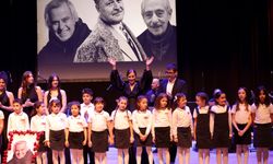 Nazım hikmet Cemal Reşit Rey'de anıldı