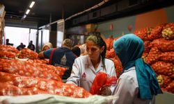 Beyoğlu Belediyesi’nden Hataylı çiftçilerin yanında