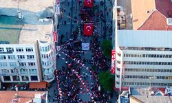 Avcılar’ın gençleri 19 Mayıs’ta sel olup aktı