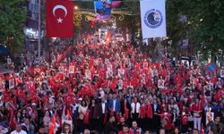 Kartal’da 19 Mayıs coşkusu meydanlara sığmadı