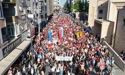 Avcılar halkı gözaltındaki başkanları için yürüdü