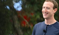 Zuckerberg yapay zeka mühendislerine mesaj atıp milyon dolarlar teklif ediyor