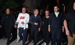 Özgür Özel ile Muharrem İnce birlikte yürüyüp, 'Andımız'ı okudu