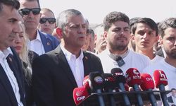 CHP Lideri Özel, Adana’dan Silivri’ye yürüyen gençleri karşıladı