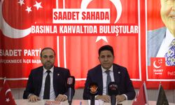 Saadet sahada; Basınla kahvaltıda buluştular