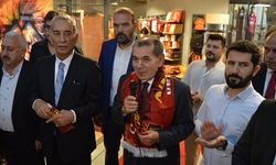 Dursun Özbek'ten 'Ekonomi' ve 'Çözüm Süreci' Çıkışı: Liverpool maçı ekonomik durumu unutturdu