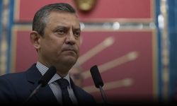 Özgür Özel: “Yıllarca bebek katili dediğiniz kişiye kurucu önder diyorsunuz”