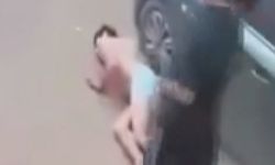 Şok görüntüler; Adana'da bir kişi, kız kardeşini bastığı erkeği bıçakladı