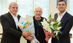 Zabıta Amiri Gürsel Aşıkoğlu’na veda: Mesai arkadaşlarından çiçekli uğurlama