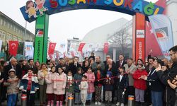 Çekmeköy'de çocuklara nostaljik hediye; Susam Sokağı açıldı