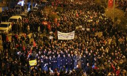Hatay’da Depremin 3. Yılında "Sessiz Yürüyüş": Binler Acıda Kenetlendi