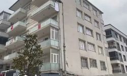 Küçükçekmece'de kayma olan bina tahliye edildi