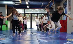 Maltepeli çocuklar ücretsiz jimnastik kurslarıyla