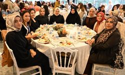 Gaziosmanpaşa Belediyesi Anne Personellerini Unutmadı