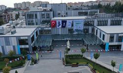 Beylikdüzü Belediyesi’ne Büyük Operasyon: Aralarında Belediye Başkan Yardımcısının da Bulunduğu 27 Gözaltı!