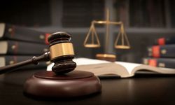 Bursa’da Emsal Karar: Eşine "Sifonu Neden Çektin" Diyen Cimri Koca Tazminata Mahkum Edildi!
