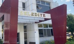 İzmir Seferihisar Belediyesi’ne Rüşvet Operasyonu: Belediye Başkan Yardımcısı ve Milletvekili Danışmanı Dahil 15 Gözaltı