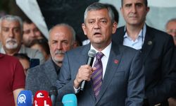 "Keramet Baştadır, Taçta Değildir": Özgür Özel Garip Dede Cemevi'nde İktidara Meydan Okudu!