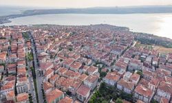 Küçükçekmece Muhtarlarından İmar Planına Ortak İsyan: "Bize Yeni Bina Değil, Afet Toplanma Alanı Lazım!"