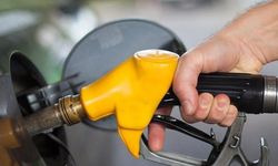 Akaryakıtta Çifte Zam Şoku: Motorine 3,90 TL, Benzine 1 TL Zam Geliyor!