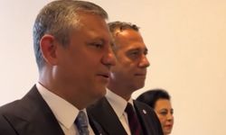 Özgür Özel'den Siyasi Tarih Çıkışı: "Kurulduğunda Ana Muhalefet Partisi Olabilen Başka Parti Yok"