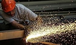 TÜİK Ücretli Çalışan İstatistiklerini Açıkladı: Toplam İstihdam Artarken Sanayide Kan Kaybı Sürüyor