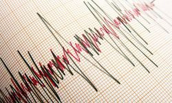Marmara'da 117 Deprem! Uzmanlar Ne Diyor? Büyük Depremin Habercisi mi?