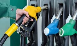 Akaryakıtta Gece Yarısı Sürprizi: Motorine Dev Zam, Benzine İndirim Geliyor!