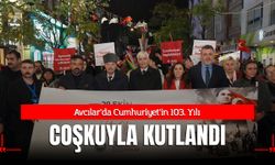 Avcılar’da Cumhuriyet’in 103. Yılı Coşkuyla Kutlandı: Fener Alayı ve Mary Jane Konseri Damga Vurdu!