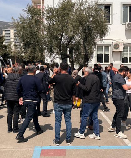 Kahramanmaraş’ta Okulda Silahlı Dehşet: 1 Öğretmen ve 3 Öğrenci Hayatını Kaybetti