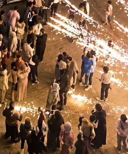 İzmir’de Nişan Eğlencesi Kabusa Dönüyordu: Havai Fişek Davetlilerin Üzerine Patladı!