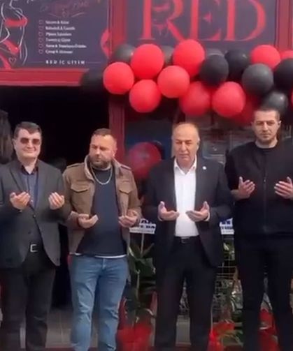 Çorum’da Fantezi İç Giyim Mağazası Dualarla Açıldı!